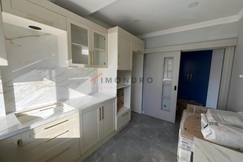 Продажа квартиры в Ускюдар, Стамбуле, Турция 4+1, 140м2, №237874 – фото 9