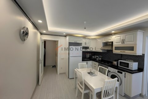 2+1 Lejlighed i Beyoglu, Istanbul, Tyrkiet Nr. 237878 - 3