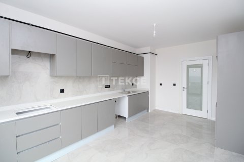 Продажа квартиры  в Чинарджике, Ялове, Турция 1+1, 90м2, №214997 – фото 25