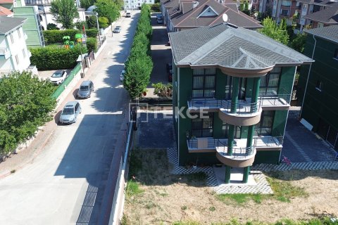 Villa for sale in Inegol, Bursa, Turkey, 4 bedrooms, 295m2, No. 232293 – photo 3