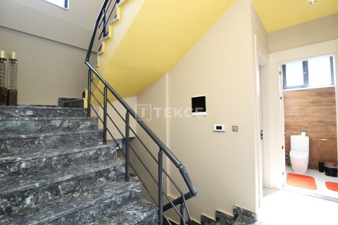 Villa for sale in Inegol, Bursa, Turkey, 4 bedrooms, 295m2, No. 232293 – photo 27