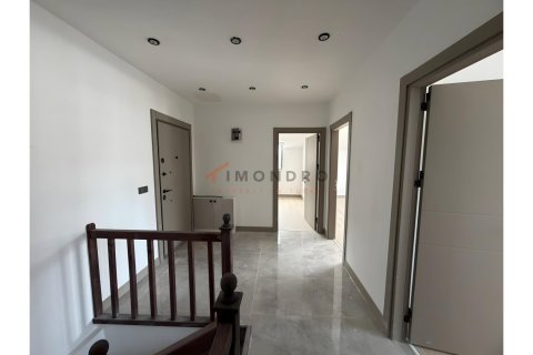 4+1 Lejlighed  i Beylikduezue, Istanbul, Tyrkiet Nr. 225250 - 11