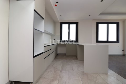 Продажа квартиры в Эрдемли, Мерсине, Турция 1+1, 89м2, №226292 – фото 15