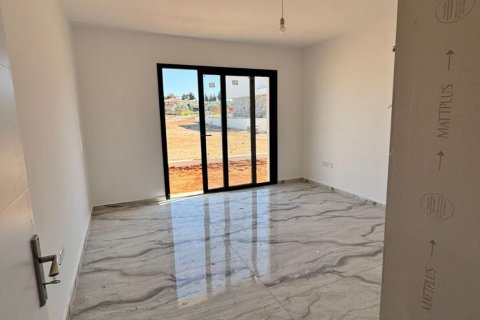 2+1 Villa  i Yeni Erenkoy, Guzelyurt,  Nr. 214692 - 2