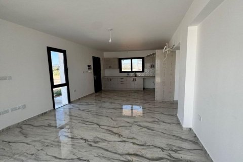 2+1 Villa  i Yeni Erenkoy, Guzelyurt,  Nr. 214692 - 7