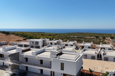 2+1 Villa  i Yeni Erenkoy, Guzelyurt,  Nr. 214692 - 20