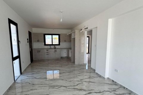 2+1 Villa  i Yeni Erenkoy, Guzelyurt,  Nr. 214692 - 6