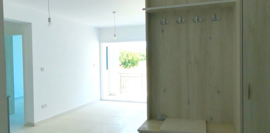 1+1 Apartment in Lapta, Girne, Northern Cyprus No. 214694