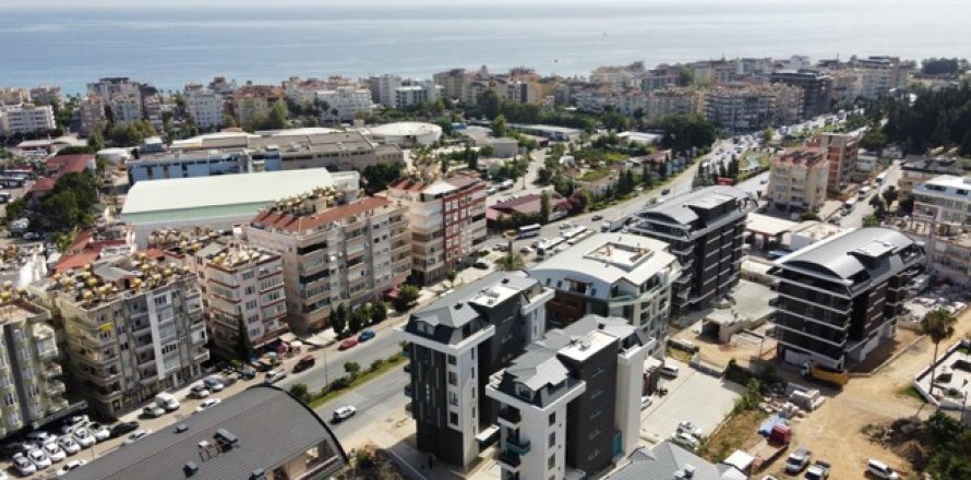 Daire  1+1  Antalya, Türkiye №222703
