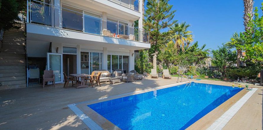 3+1 Villa  in Konakli, Antalya, Turkey No. 228586