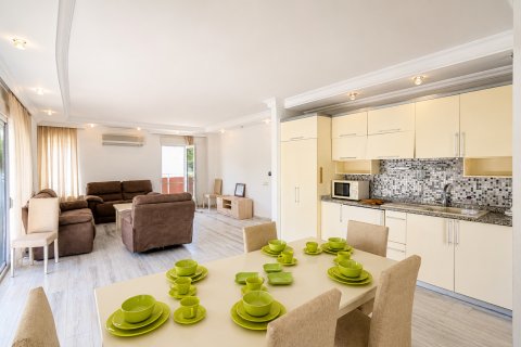 Daire 2+1 Oba, Antalya, Türkiye №232241