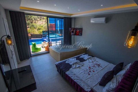 3+1 Villa in Kalkan, Antalya, Türkei Nr. 215943 - 13