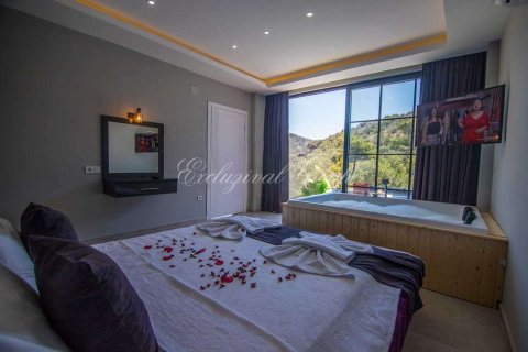 3+1 Villa in Kalkan, Antalya, Türkei Nr. 215943 - 12