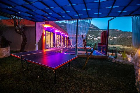 3+1 Villa in Kalkan, Antalya, Türkei Nr. 215943 - 6