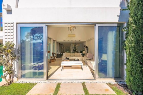 Villa for sale in Bodrum, Mugla, Turkey, 5 bedrooms, 680m2, No. 222762 – photo 16