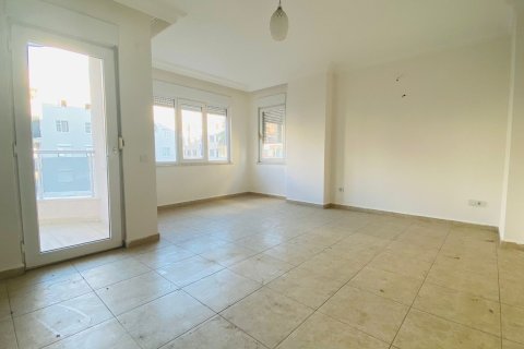 2+1 Lägenhet  i Mahmutlar, Antalya, Turkiet Nr. 216199