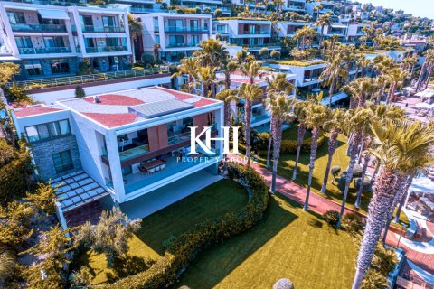 4+1 Apartment in Gundogan, Mugla, Turkey No. 215658