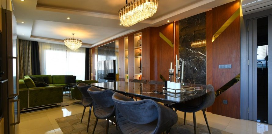 3+1 Lägenhet i Mahmutlar, Antalya, Turkiet Nr. 227072