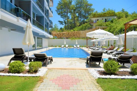 2+1 Apartment  in Avsallar, Antalya, Turkey No. 227066
