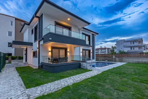 4+1 Lägenhet i Dosemealti, Antalya, Turkiet Nr. 223897