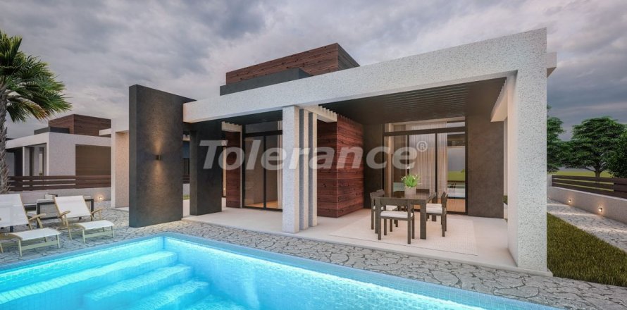 3+1 Villa  in Famagusta, Northern Cyprus No. 106190