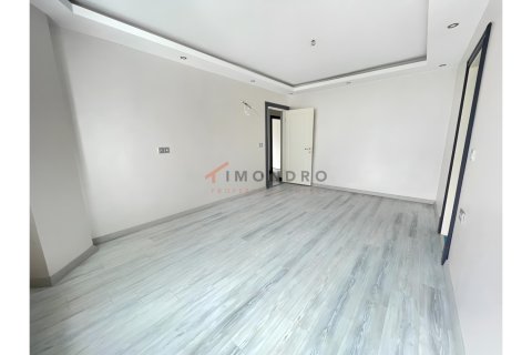 Apartment for sale  in Bueyuekcekmece, Istanbul, Turkey, 3 bedrooms, 157m2, No. 215914 – photo 21
