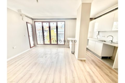 Apartment for sale in Besiktas, Istanbul, Turkey, 2 bedrooms, 75m2, No. 215915 – photo 2