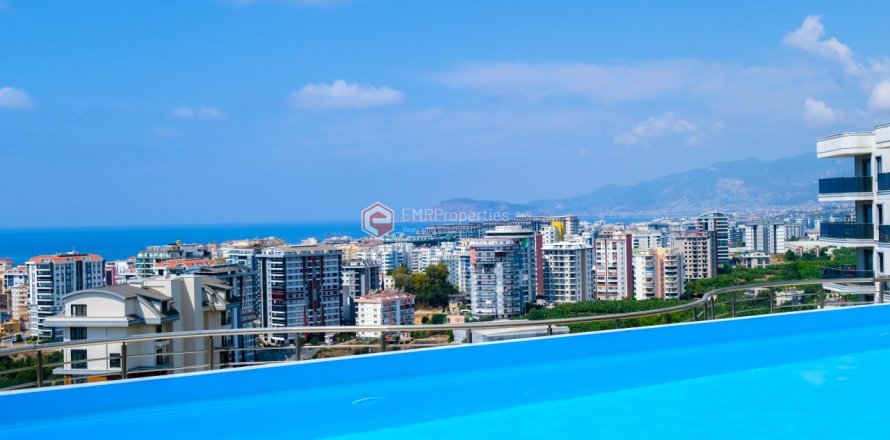 2+1 Apartment  in Alanya, Antalya, Turkey No. 213813