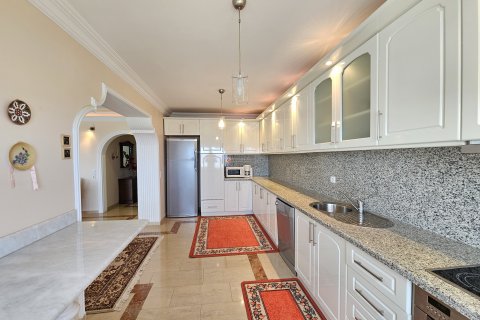 Продажа квартиры  в Аланье, Анталье, Турция 3+1, 150м2, №107440 – фото 16