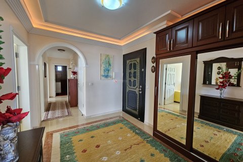 Продажа квартиры  в Аланье, Анталье, Турция 3+1, 150м2, №107440 – фото 28