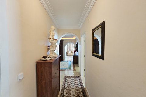 Продажа квартиры  в Аланье, Анталье, Турция 3+1, 150м2, №107440 – фото 24
