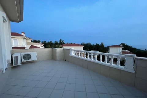Villa for sale in Incekum, Antalya, Turkey, 3 bedrooms, 250m2, No. 217936 – photo 12