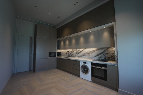 Продажа квартиры  в Стамбуле, Турция 2 комн., 80м2, №223307 – фото 20