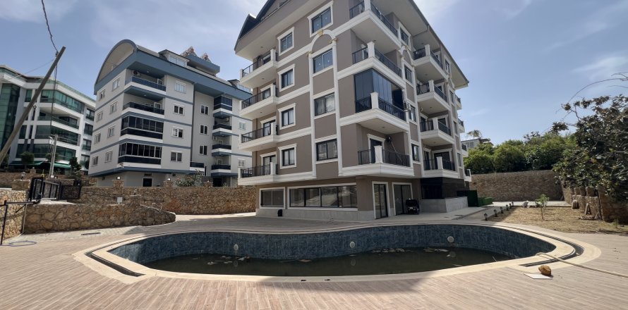 2+1 Apartment  in Oba, Antalya, Turkey No. 228940