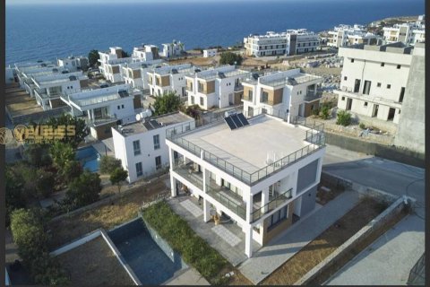 4+1 Villa in Esentepe, Girne, Nr. 226735 - 3