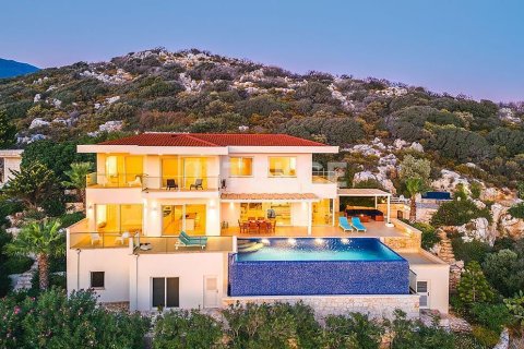 5+1 Villa i Kas, Antalya, Tyrkiet Nr. 222475 - 2