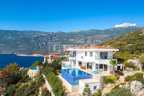 5+1 Villa i Kas, Antalya, Tyrkiet Nr. 222475 - 3