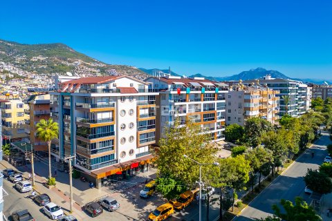 Daire  1+1  Alanya, Antalya, Türkiye №215855