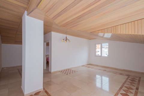 Apartment for sale in Mahmutlar, Antalya, Turkey, 4 bedrooms, 240m2, No. 237945 – photo 7