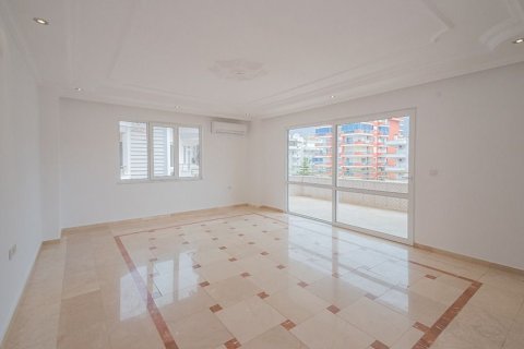 Apartment for sale in Mahmutlar, Antalya, Turkey, 4 bedrooms, 240m2, No. 237945 – photo 4