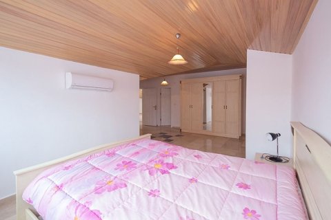 Apartment for sale in Mahmutlar, Antalya, Turkey, 4 bedrooms, 240m2, No. 237945 – photo 17