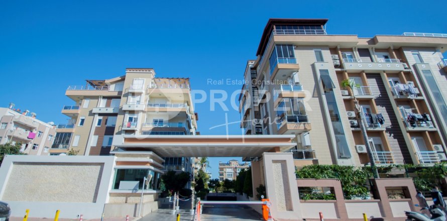Lägenhet  i Konyaalti, Antalya, Turkiet Nr. 100835