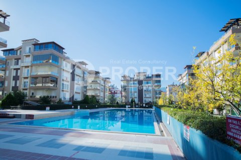 Lägenhet  i Konyaalti, Antalya, Turkiet Nr. 100835 - 2