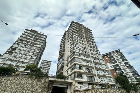 6+2 Leilighet  i Yomra, Trabzon, Tyrkia Nr. 237870 - 2