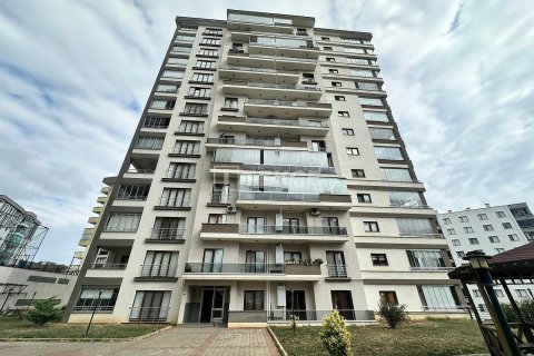 6+2 Leilighet  i Yomra, Trabzon, Tyrkia Nr. 237870 - 3