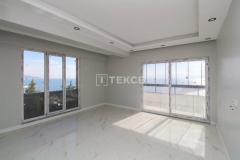 2+1 Leilighet i Yalova, Tyrkia Nr. 216441 - 2
