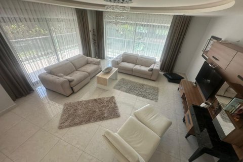 Продажа квартиры  в Каргыджаке, Аланье, Анталье, Турция 4 комн., 245м2, №213457 – фото 2