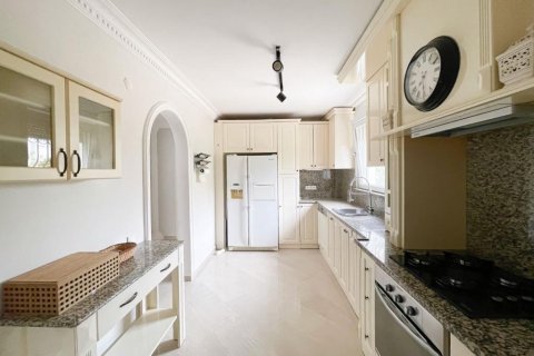 Villa for sale in Oba, Antalya, Turkey, 400m2, No. 221665 – photo 13
