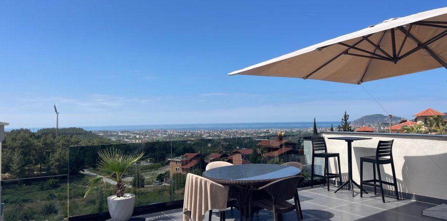 5+1 Villa in Oba, Antalya, Turkey No. 225373