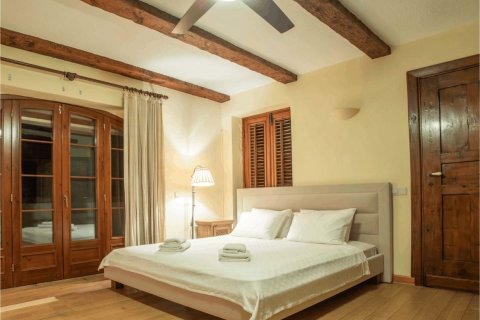 6+1 Villa  in Bodrum, Mugla, Turkey No. 227091